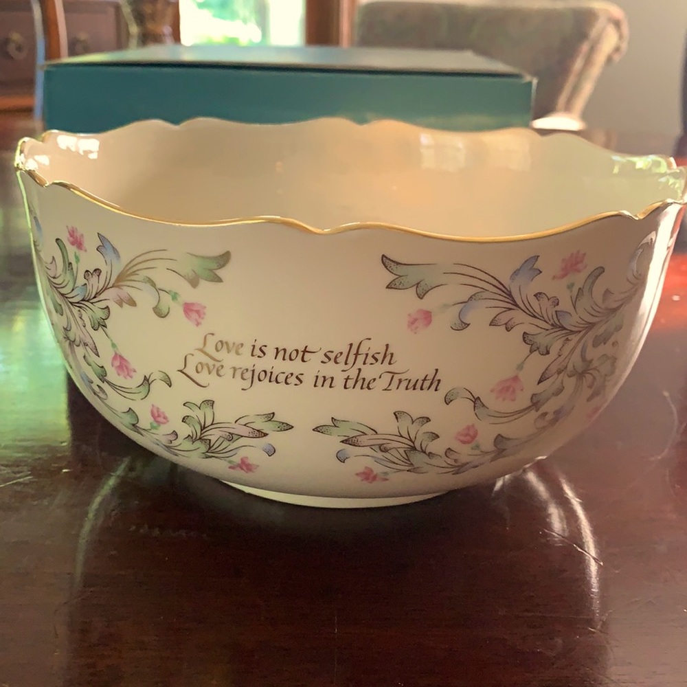 Lenox Love is Patient bowl NIB
